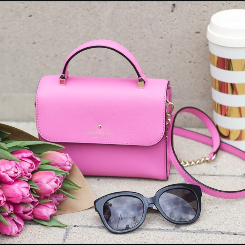 💕💕ISO Kate Spade Mini Nora Pink💕💕